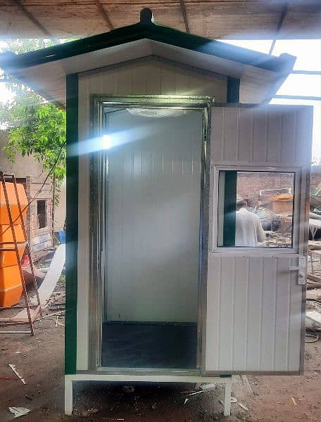 Guard room portable insulated prefabricated 4'x4' 3