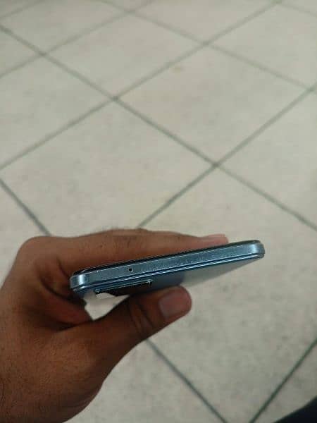 vivo v 23 E 8 +4 GB Ram /128 GB memory good condition 6