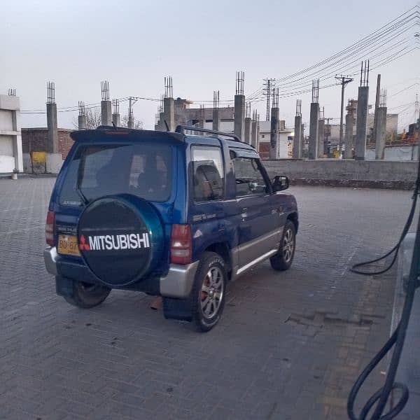 Mitsubishi Pajero Mini 2007 4