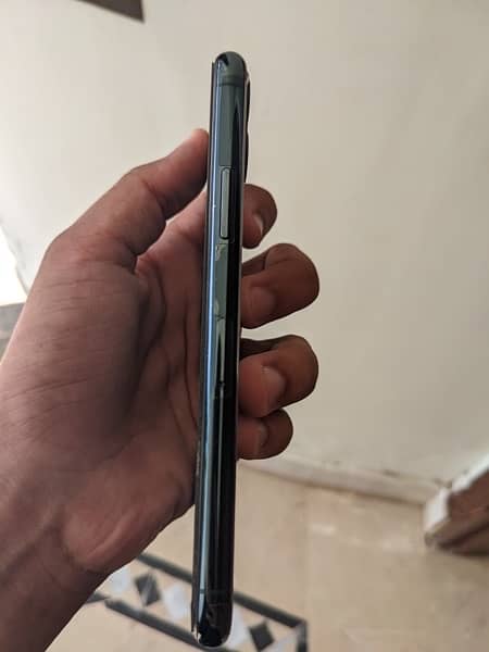 iphone 11 pro dual pta 4