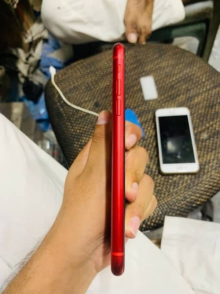 IPHONE 11 / 128 GB / RED COLURE 5