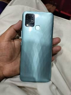 Infinix hot 10s 6gb 128gb good condition only mobile one day granti ha