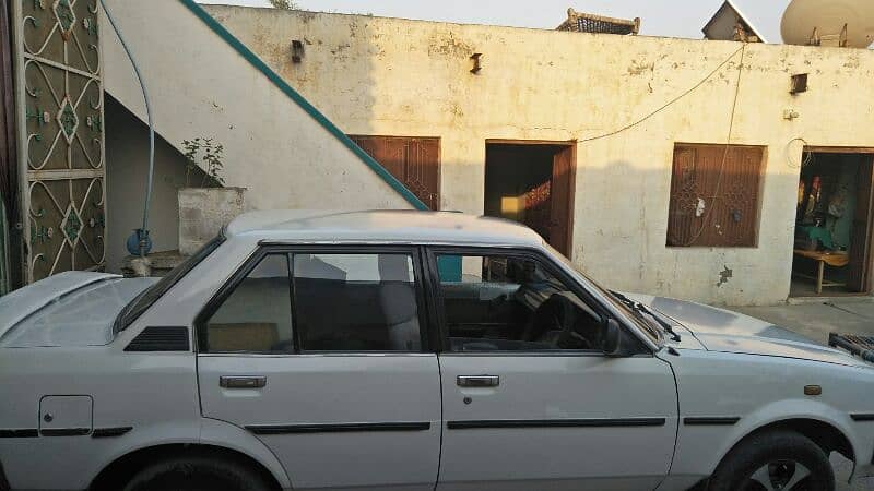 82 corolla for sale 4