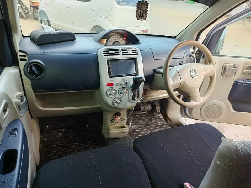 Nissan Otti 2011 3