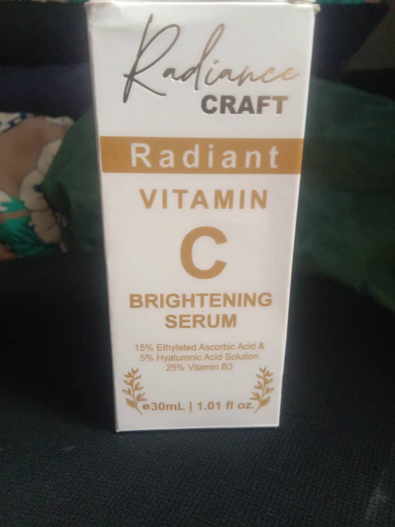 Radiant Vitamin C Brightening Serum 4