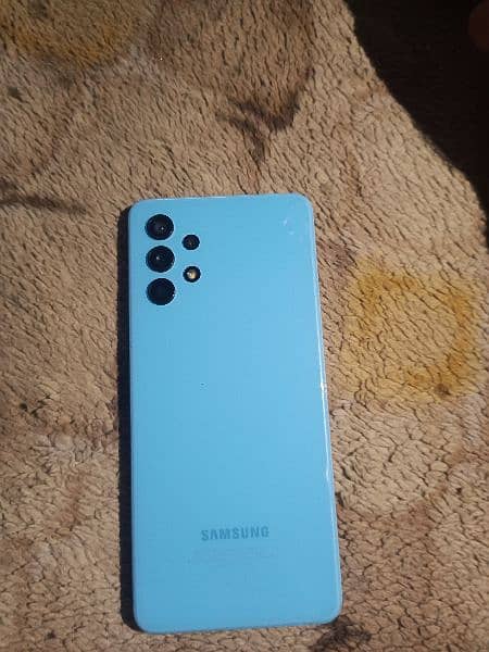 Samsung Galaxy a 32 0