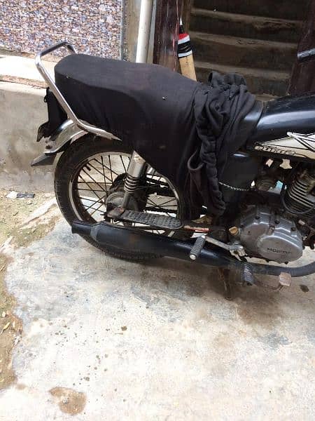 honda cg125 1982 modle lahore nmb 17