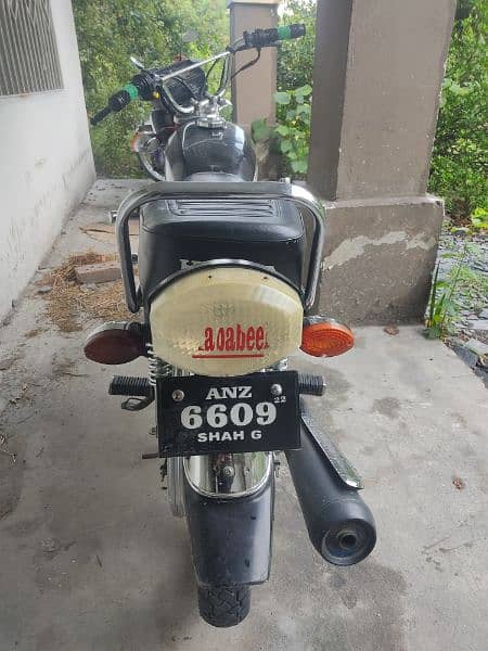 use like new urgent selling my honda 125 3