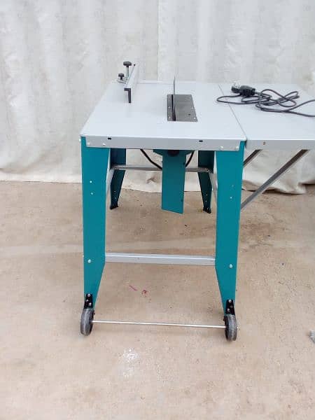 Makita Table Saw 2000W 2712 4