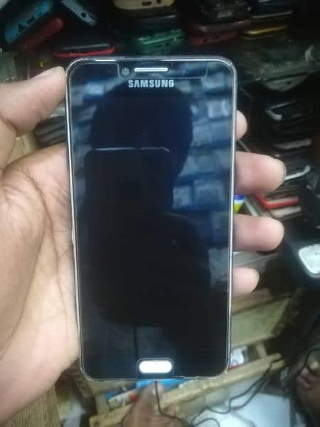 Samsung Galaxy c5 all. ok WhatsApp 03059331980 0