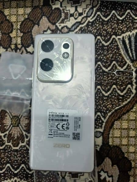 Infinix zero 30 8+8/256, just like new,lush condition 1