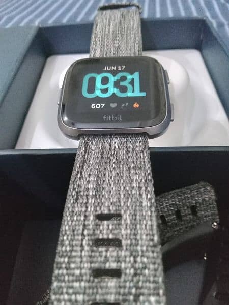 Fitbit Versa Special Edition Smart watch 1