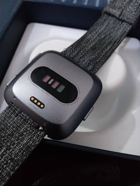 Fitbit Versa Special Edition Smart watch 3