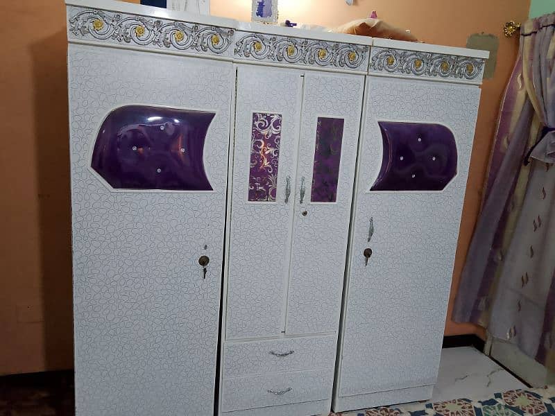 Bedroom set for sell for good condition 1