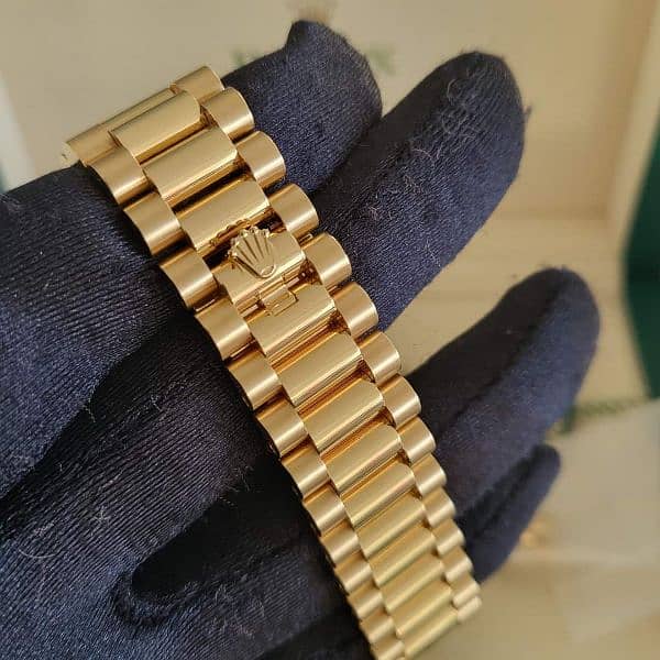 Used Watches Buyer | Rolex Cartier Omega Chopard Hublot Breitling Rado 3
