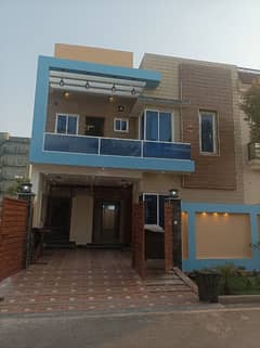 5-Marla Luxury House Available For Sale In New Lahore City Phase-2