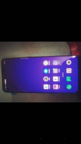 Oppo F15 0