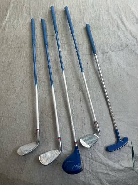 Golf Kit with Bag: Junior Golf complete club set for Kids 7