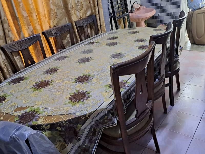 8 Seater Dinning Table 0