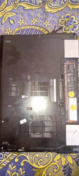 Dell i3 Latitude E6510 3