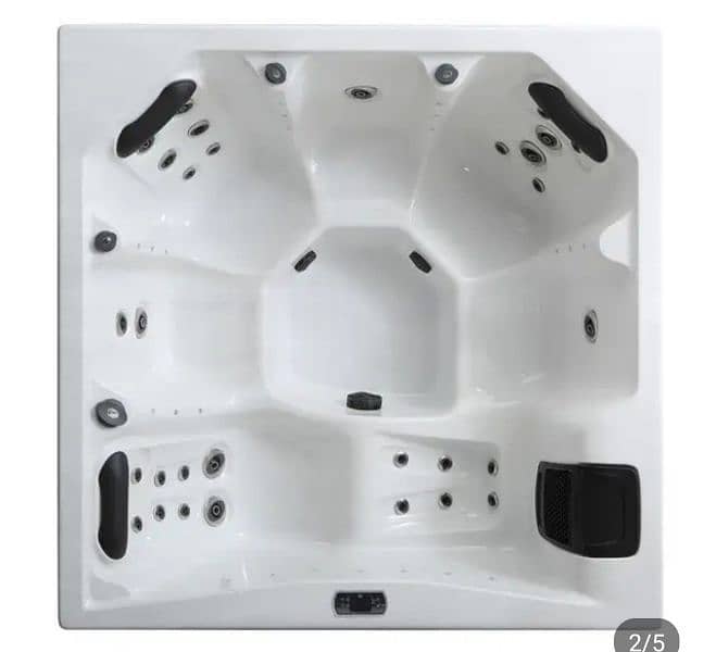 Acrylic jacuuzi/ jacuzi Bath tub and  shower tryY 12