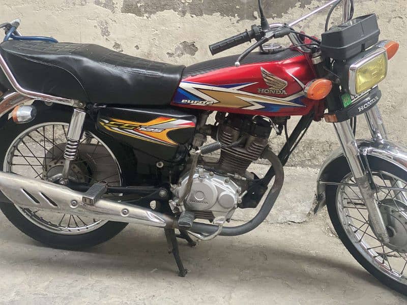 Brand New Honda 125 9/10 Condition With Genuine Tunki Tapa 13