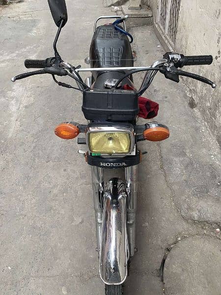 Brand New Honda 125 9/10 Condition With Genuine Tunki Tapa 14