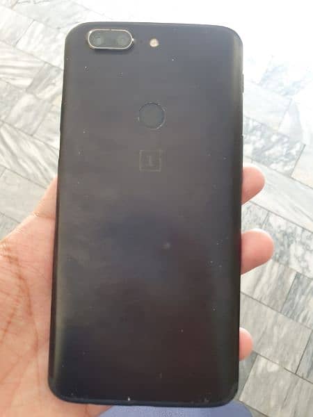 one plus 5t 8 128 1