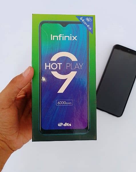 Infinix hot 9 Play 4/64 4g With Box And Charger All Okay 7