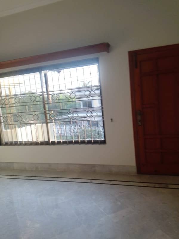 Upper Portion Avaible For Rent In I-8/4 10