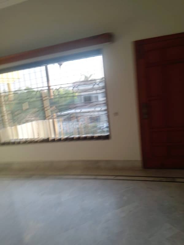 Upper Portion Avaible For Rent In I-8/4 12