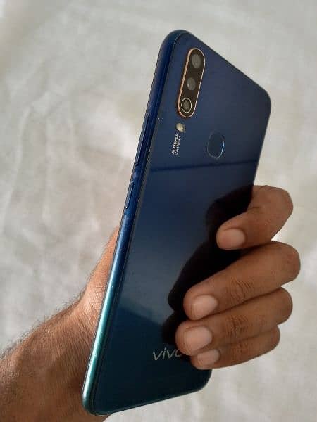 Vivo y 15 Mobil For sall 4/64 With Complet Box 6