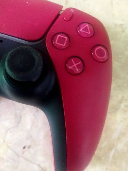 PS 5 Controller Red 1