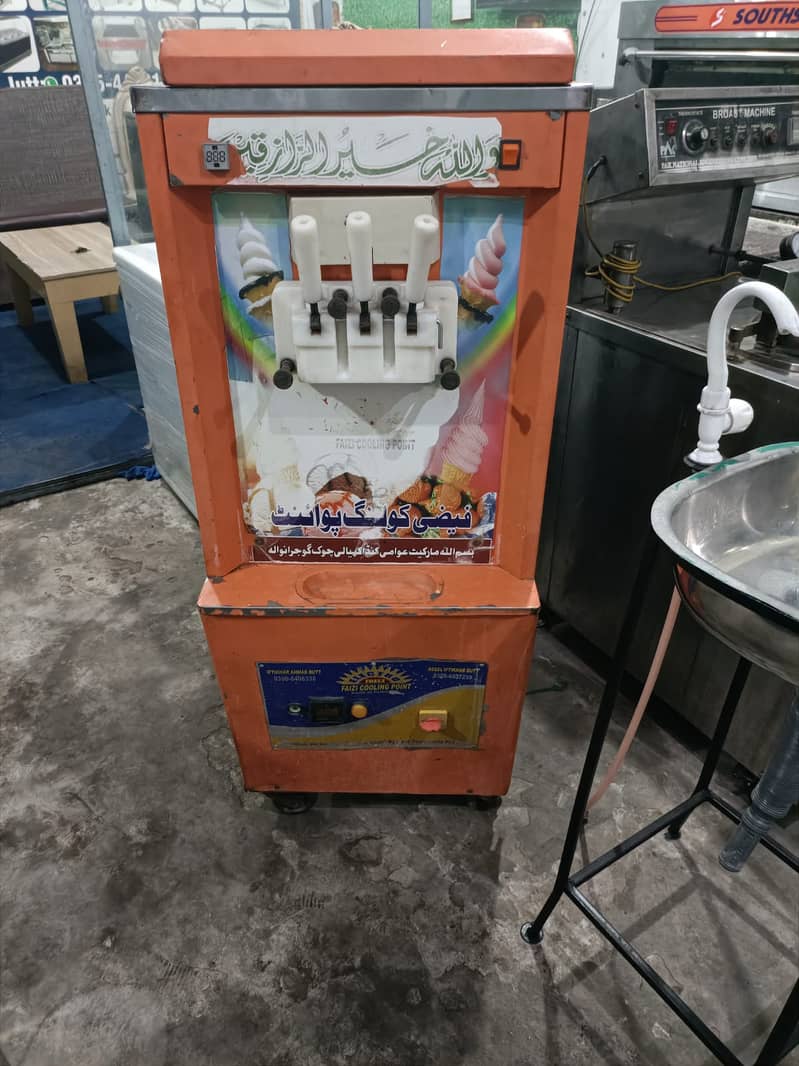 Cone Ice Cream Machine Available . for sale 0