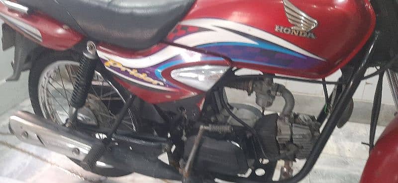 honda 100 excellent condition 3