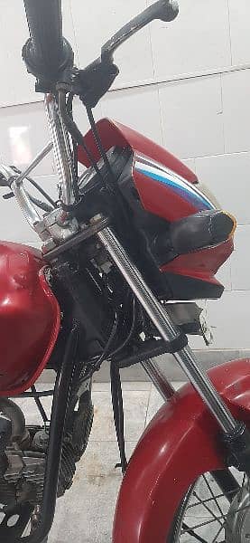 honda 100 excellent condition 5