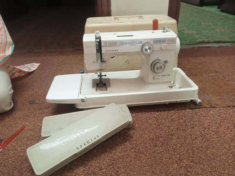 Janome  sewing machine original made in japan 0