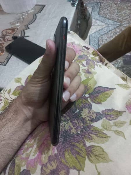 Iphone 11 pro max non pta 3