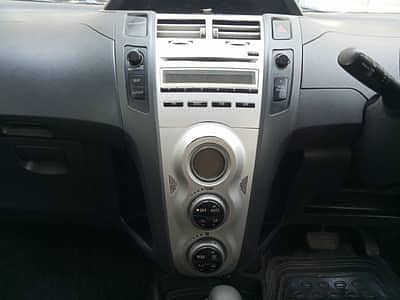 Toyota Vitz 2006 1