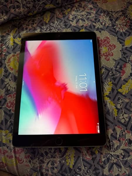 apple lpad air 10’ brand new 1