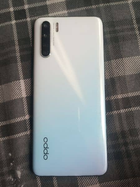 oppo f15 with box 8/128 4