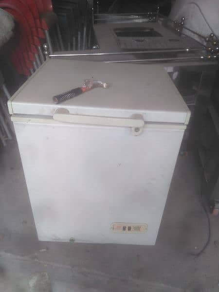 freezer  fridge urgent sale 1