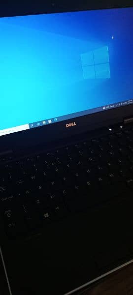 Dell Latitude E7240 Laptop in good condition 1