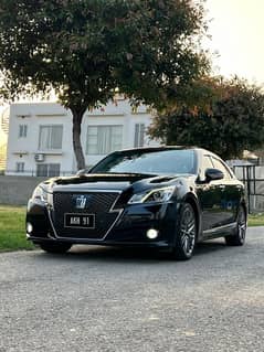 Toyota Crown Athlete S package