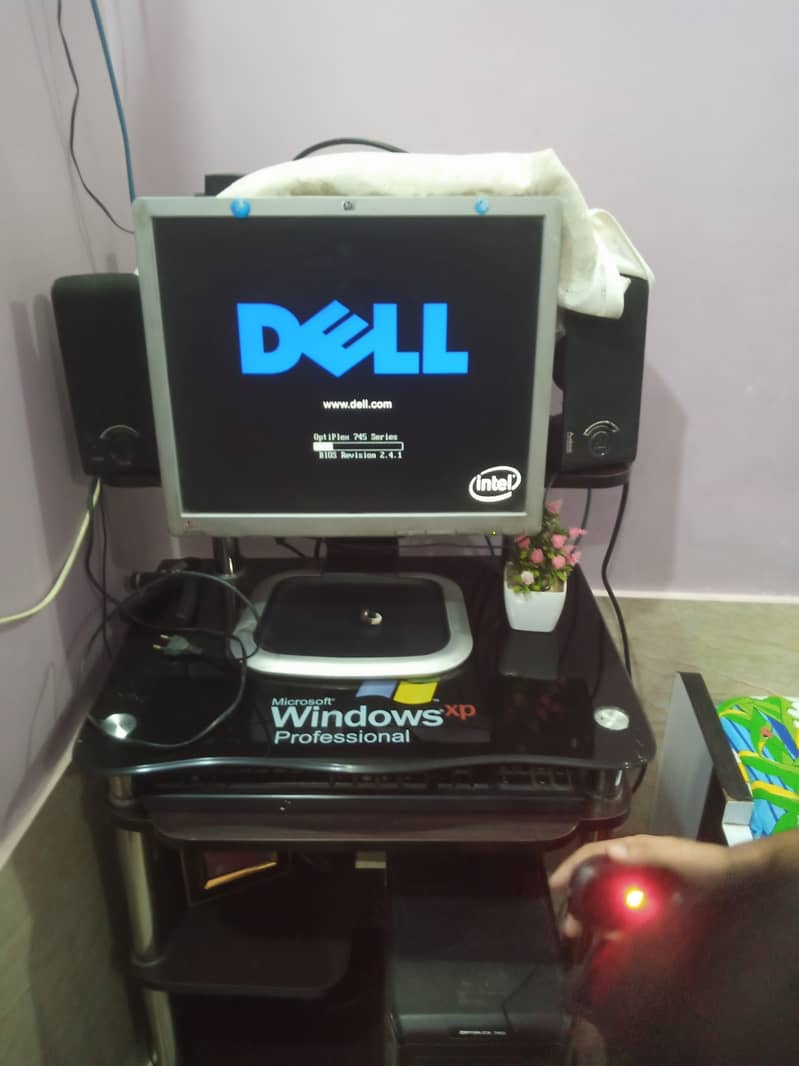 Dell Core 2 duo pc + Hp Lcd + Keyboard+ Mouse 0