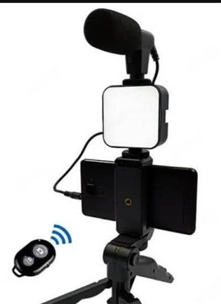 tripod light,mic, vlogging kit life time useable 0
