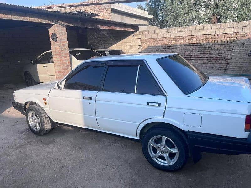 Nissan Sunny 1986 2