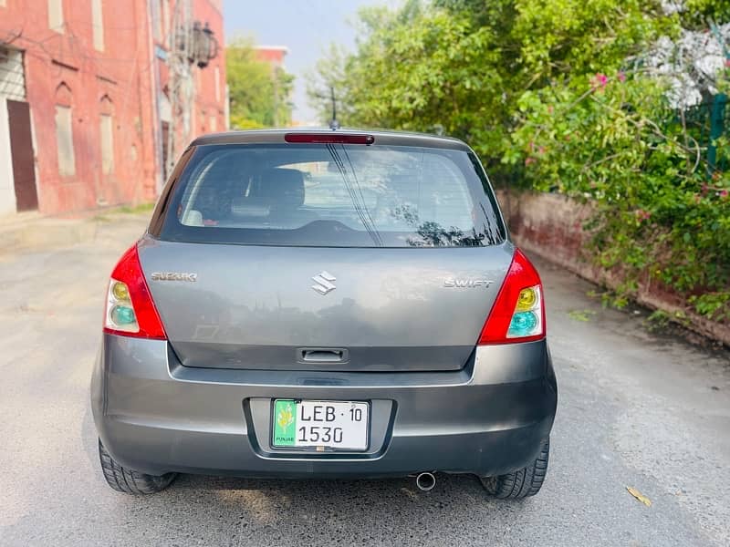 Suzuki Swift DLX 2010 7