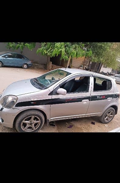 Toyota Vitz 2002/2006 4