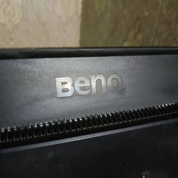 BenQ 20 inches screen 4